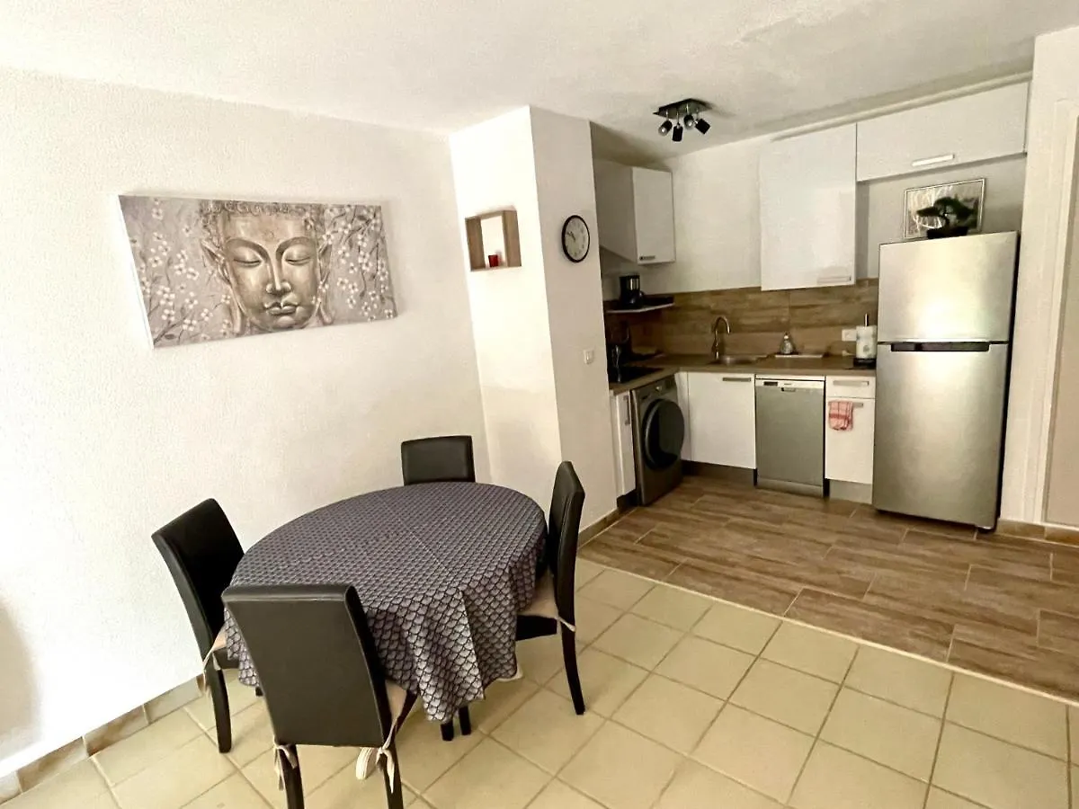 Apartment 2 Pieces, Piscine, Terrasse, Jardin, A 10 Minutes De La Mer Villeneuve-Loubet France