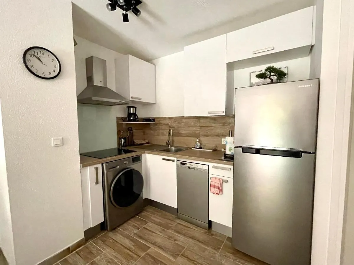 Apartment 2 Pieces, Piscine, Terrasse, Jardin, A 10 Minutes De La Mer Villeneuve-Loubet