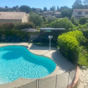 Climatise Avec Piscine Et Jardin Villeneuve-Loubet